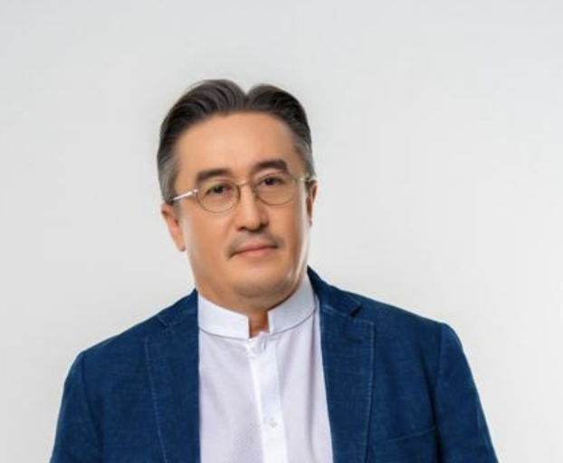 Oybek Khalilov